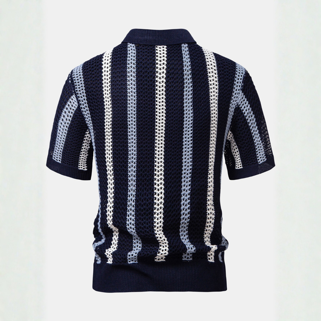 Polo à V et Pantalons Courts
