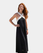Ména | Robe midi à décolleté croisé
