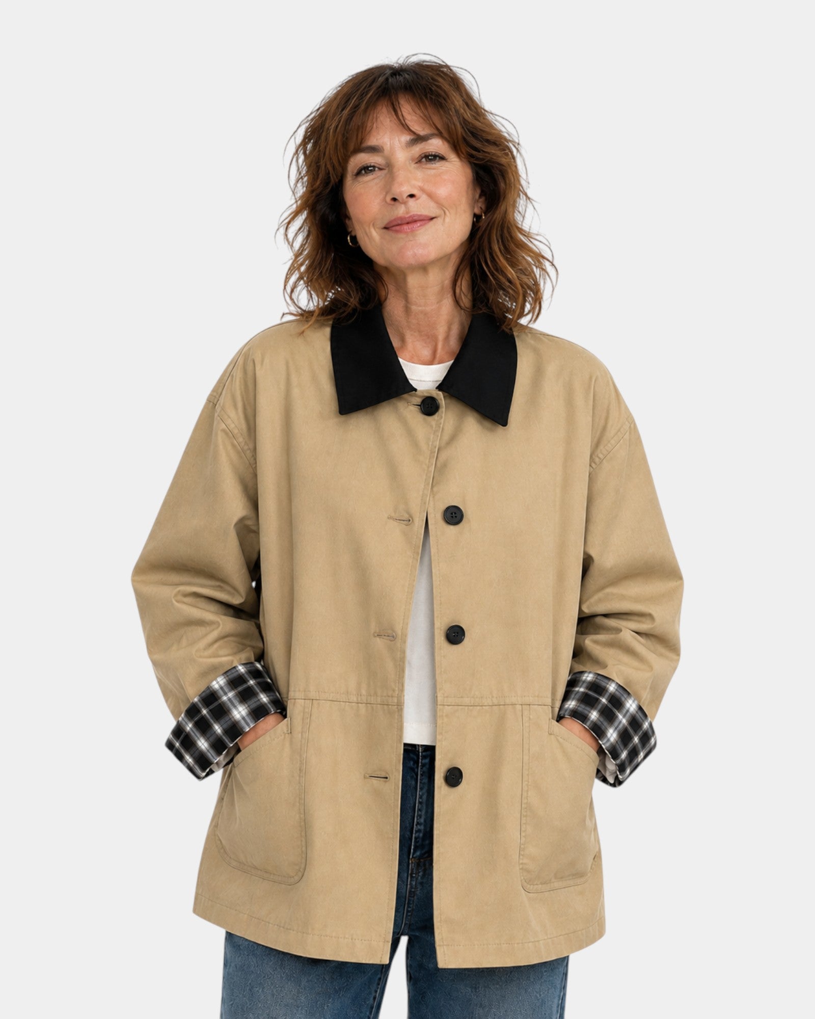 Jasélie | Veste à boutons avec détails contrastants