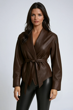 Jolysse | Manteau enveloppant en simili cuir