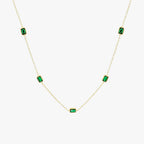 Apolline | Collier en chaîne dorée avec pierre verte
