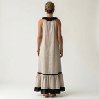 Mayline | Robe Maxi Sans Manches avec Col Volant et Bord Contrasté