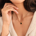Coralie | Collier Pendentif Noir Chic de Minuit